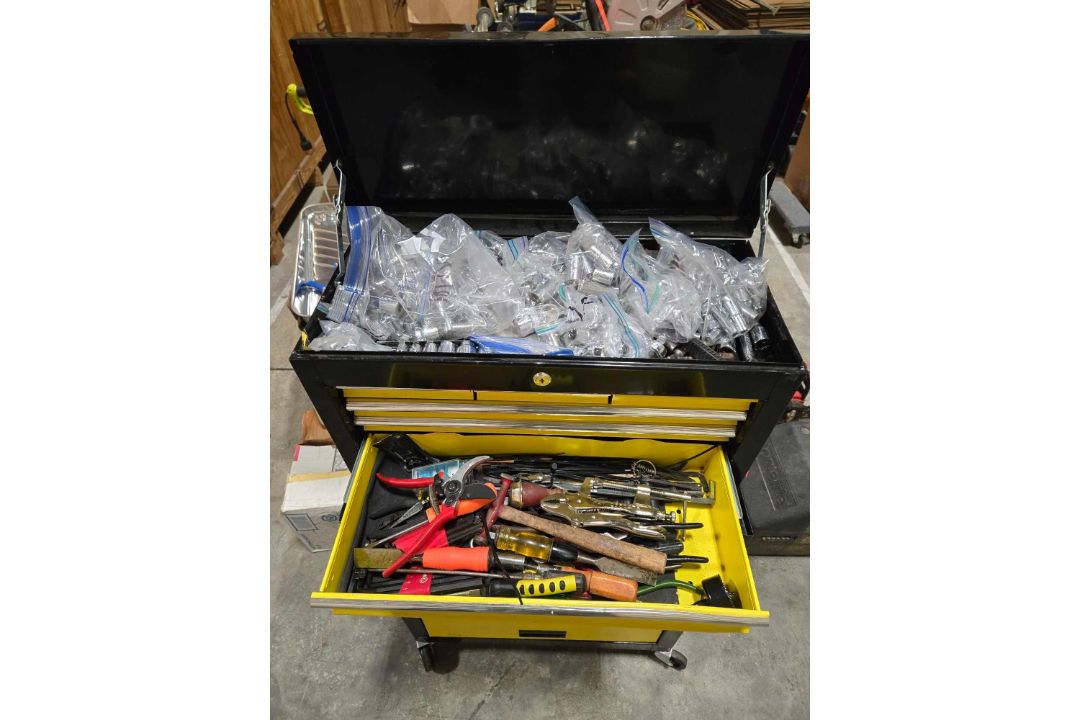 Stanley 9 drawer portable tool box with tools and accessories - Image 2 of 10