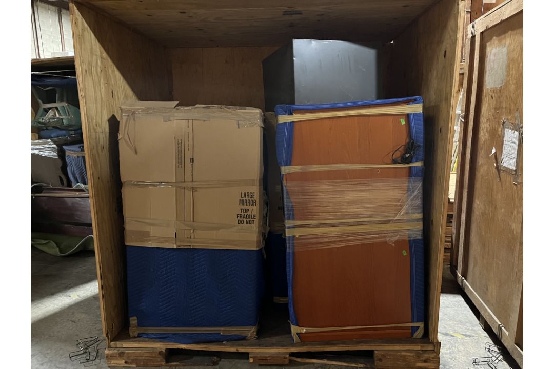 Unclaimed furniture - Image 2 of 2