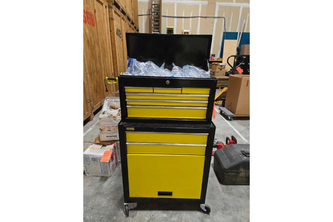 Stanley 9 drawer portable tool box with tools and accessories - Image 10 of 10