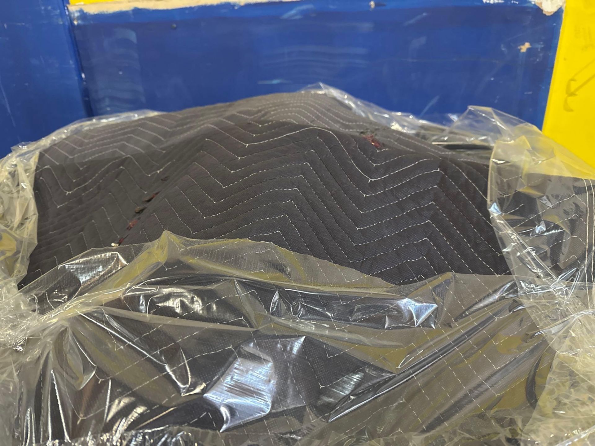 Moving Blankets - Image 2 of 2