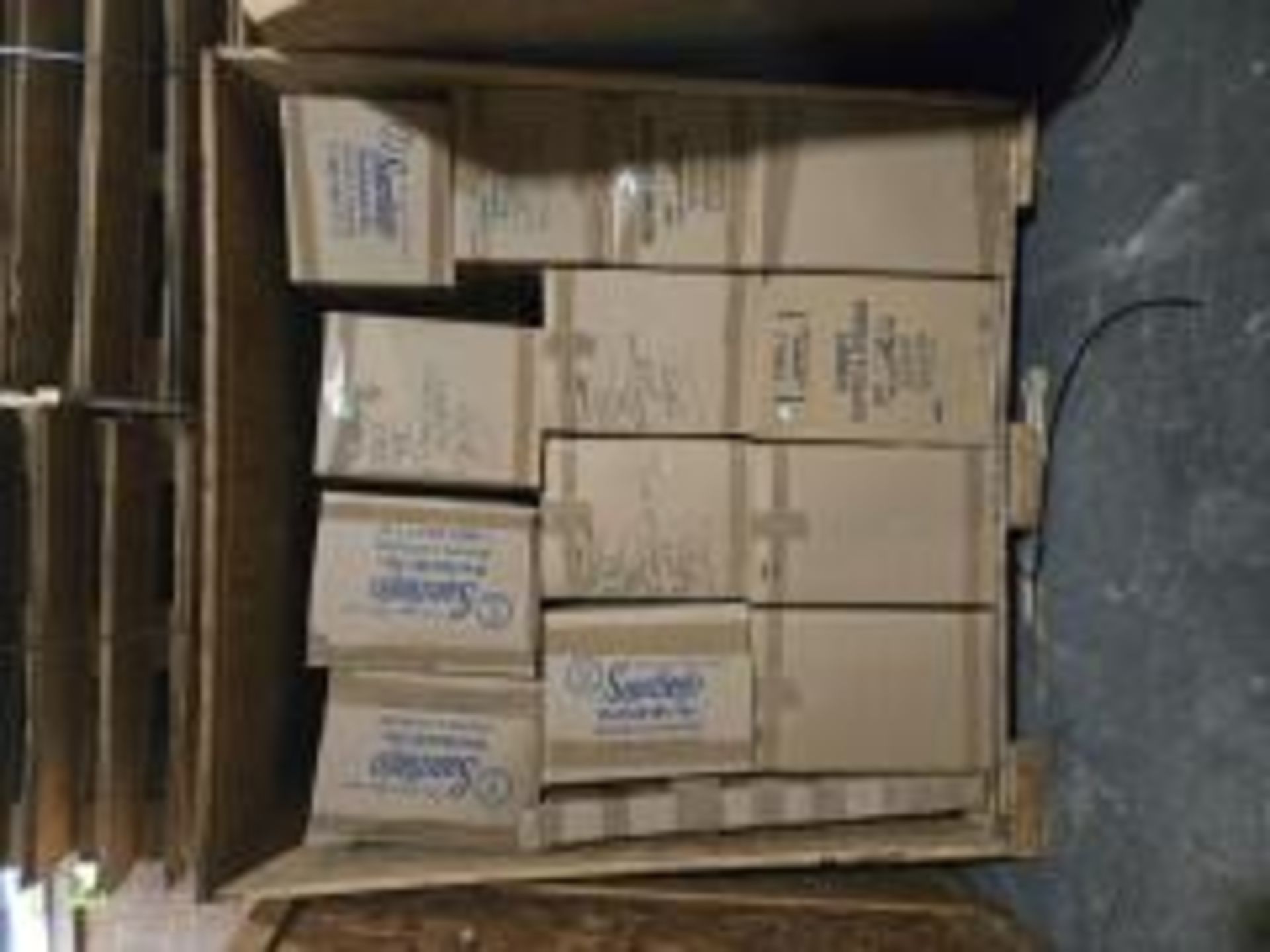 Unclaimed furniture - Image 2 of 4