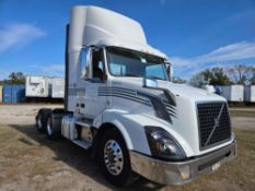 Volvo VNL TA Daycab