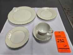 Arien Gold Swirl Patter China