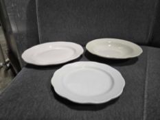 Lot of (500) off white round dinnerware
