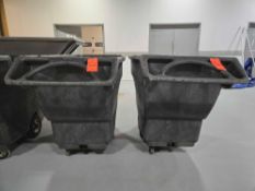 Rubbermaid Dump Carts