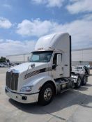 Peterbilt 579 T/A Day Cab