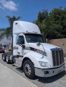 Peterbilt 579 T/A Day Cab