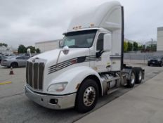 Peterbilt 579 T/A Day Cab