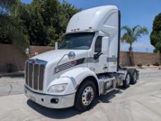 Peterbilt 579 T/A Day Cab