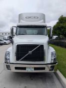 Volvo VNL T/A Day Cab