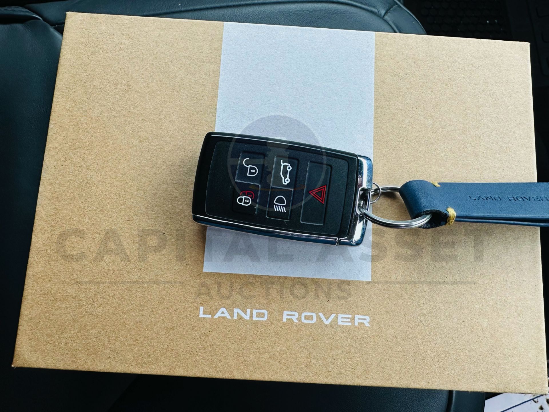 (ON SALE) LAND ROVER DEFENDER 90 "X DYNAMIC HSE" (24 REG 1 OWNER) 3.0 *D300* MHEV AUTO - HARD TOP - - Image 56 of 56