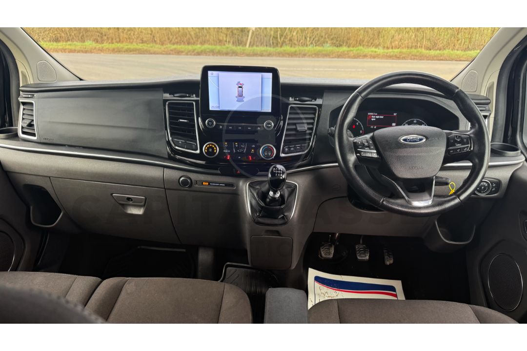 FORD TRANSIT CUSTOM *TOURNEO* LWB 9 SEATER MPV / BUS (2021 - EURO 6) 2.0 TDCI 'ECOBLUE' *HUGE SPEC* - Image 34 of 51