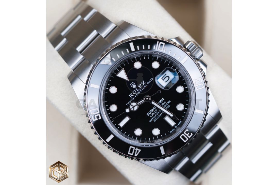 (On Sale) ROLEX SUBMARINER DATE *41MM OYSTER STEEL* (OCTOBER 2024 - NEW / UNWORN) *BEAT THE WAIT* - Image 4 of 23