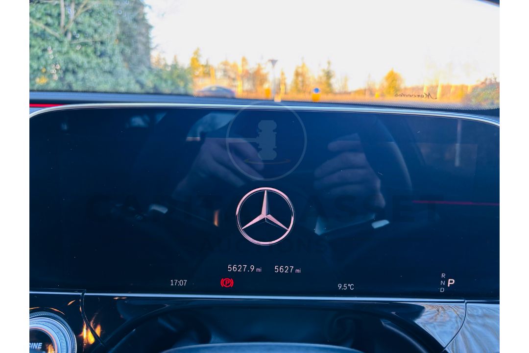 MERCEDES-BENZ E220d *MHEV* "AMG-LINE PREMIUM" AUTO (2025 MODEL) MEGA SPECIFICATION -* ALL NEW MODEL* - Image 32 of 55