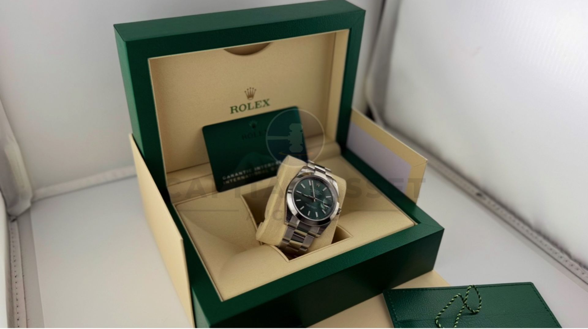 (ON SALE) ROLEX DATEJUST *MINT GREEN DIAL* 41MM OYSTER STEEL (DECEMBER 2024 NEW / UNWORN) - Image 14 of 23
