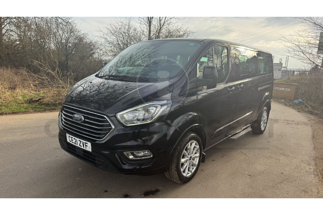 FORD TRANSIT CUSTOM *TOURNEO* LWB 9 SEATER MPV / BUS (2021 - EURO 6) 2.0 TDCI 'ECOBLUE' *HUGE SPEC* - Image 5 of 51