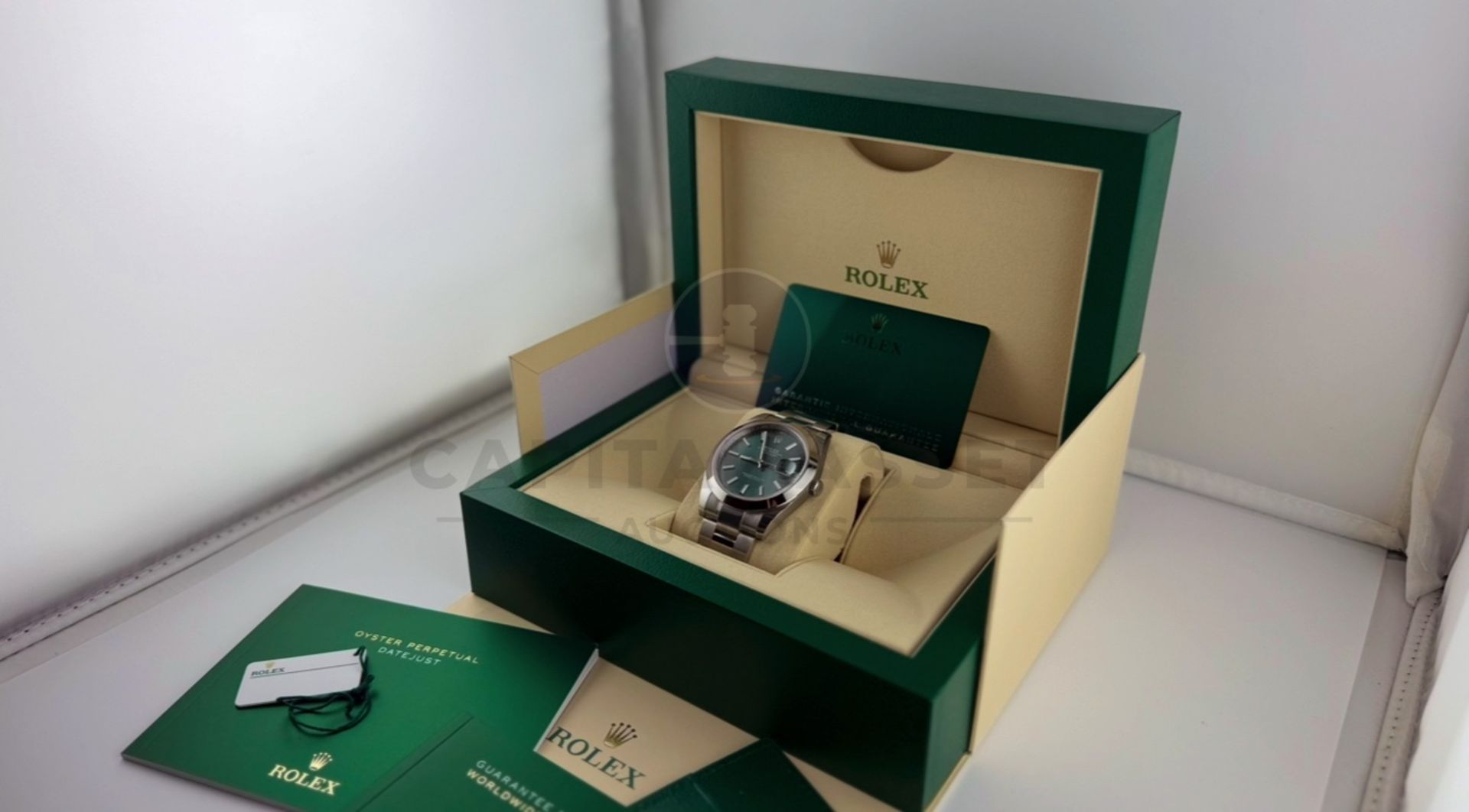 (ON SALE) ROLEX DATEJUST *MINT GREEN DIAL* 41MM OYSTER STEEL (DECEMBER 2024 NEW / UNWORN) - Image 8 of 23