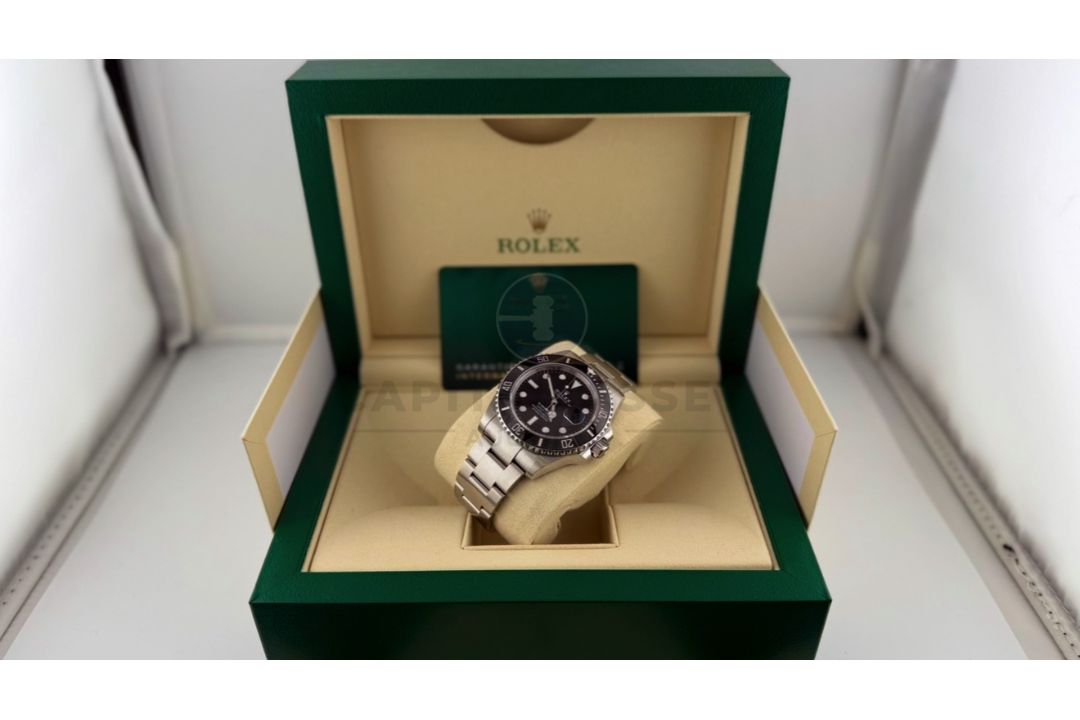 (On Sale) ROLEX SUBMARINER DATE *41MM OYSTER STEEL* (OCTOBER 2024 - NEW / UNWORN) *BEAT THE WAIT* - Image 14 of 23