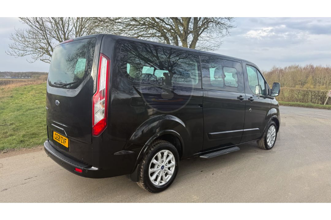 FORD TRANSIT CUSTOM *TOURNEO* LWB 9 SEATER MPV / BUS (2021 - EURO 6) 2.0 TDCI 'ECOBLUE' *HUGE SPEC* - Image 12 of 51