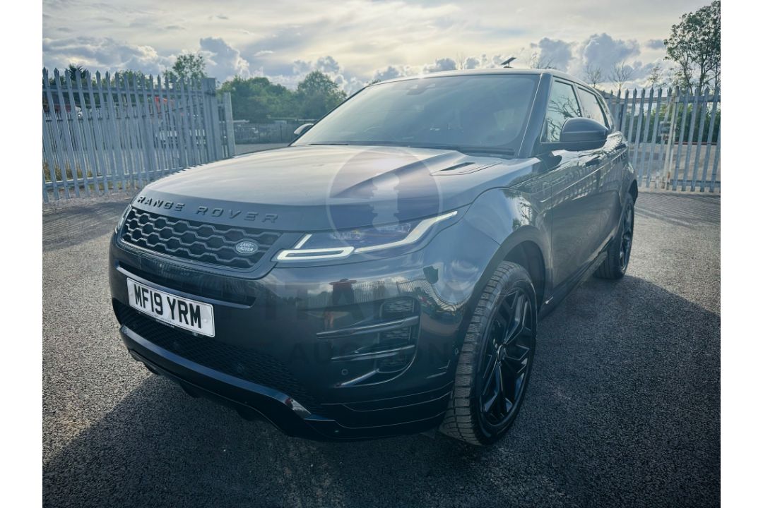 (ON SALE) RANGE ROVER EVOQUE 2.0d "MHEV" *R-DYNAMIC SE EDITION* AUTOMATIC - 19 REG -- NEW SHAPE - Image 4 of 34