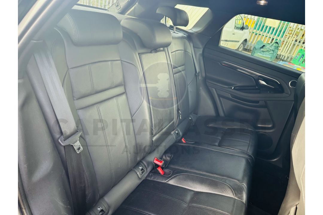 (ON SALE) RANGE ROVER EVOQUE 2.0d "MHEV" *R-DYNAMIC SE EDITION* AUTOMATIC - 19 REG -- NEW SHAPE - Image 13 of 34