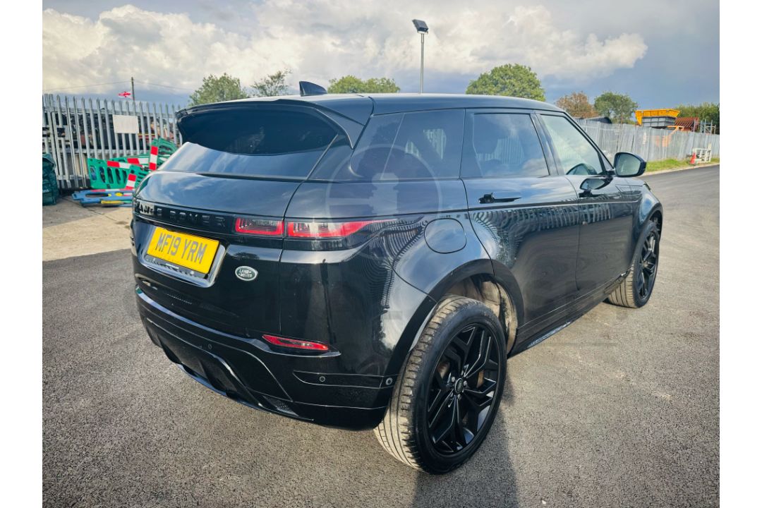 (ON SALE) RANGE ROVER EVOQUE 2.0d "MHEV" *R-DYNAMIC SE EDITION* AUTOMATIC - 19 REG -- NEW SHAPE - Image 9 of 34