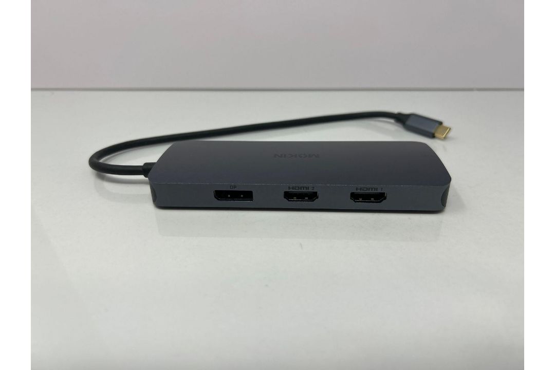 Docking Station, Compatible with Multiple Devices - Image 4 of 5