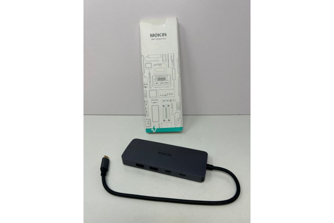 Docking Station, Compatible with Multiple Devices - Image 2 of 5
