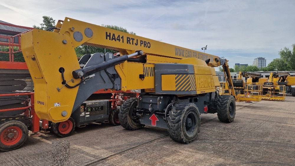 Articulated Boom Lifts - *Please Read Payment Instructions*