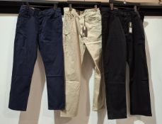22 X BRAND NEW CROSSHATCH JEANS IN COLOURS BLACK AND STONE , IN VARIOUS SIZES 32 , 36 , 34 , 38 , 40