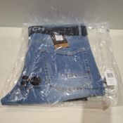 20 X BRAND NEW CROSSHATCH DENIM JEANS IN BLUE IN SIZES 30, 32, 34, 36, 38 (IN 1 TRAY - TRAY NOT