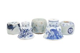 A GROUP OF FIVE CHINESE BLUE AND WHITE INCENSE STICK HOLDERS 清代或早期 青花香插一組五件