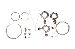 A COLLECTION OF SILVER AND COSTUME JEWELLERY