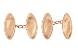 A PAIR OF CUFFLINKS