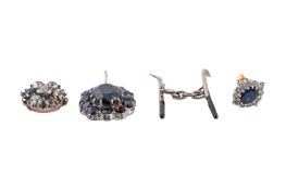 A COLLECTION OF JEWELLERY