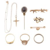 A collection of jewellery
