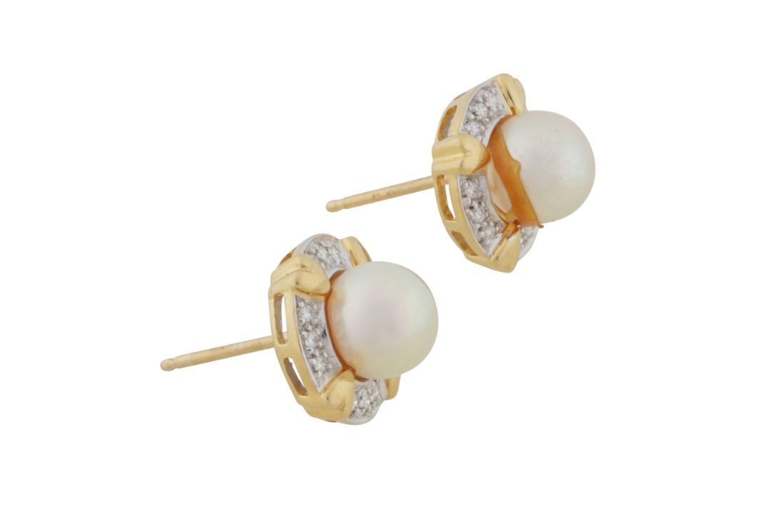 A pair of pearl and diamond stud earrings - Image 2 of 2
