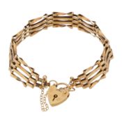 A heart lock gate bracelet