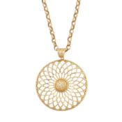 A flower pendant necklace