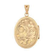 A locket pendant
