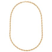 A loose rope chain necklace