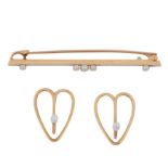 A seed pearl brooch and clips