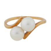 Mikimoto | A cross over pearl ring