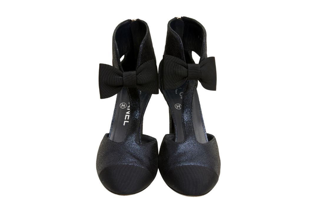 Chanel Metallic Navy CC Shoe Boot - Size 36.5 - Image 2 of 4