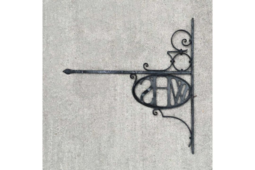A W. H. Smith wrought iron bracket - Image 2 of 2