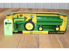 JD 430T Tractor w/Flarebox Wagon
