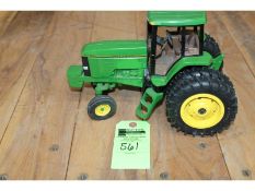 JD 7800 Tractor w/Cab & Duals - No Box
