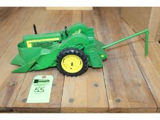 JD 720 Tractor w/#227 Picker & #50 Sheller - No Box