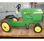 JD 520 Pedal Tractor