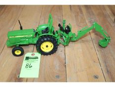 JD 950 MFWD Tractor w/Backhoe - No Box